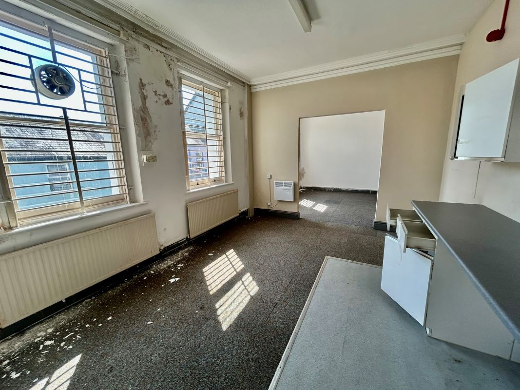 Former Barclays Bank, 46 Rhosmaen Street, Llandeilo, Dyfed, SA196HF