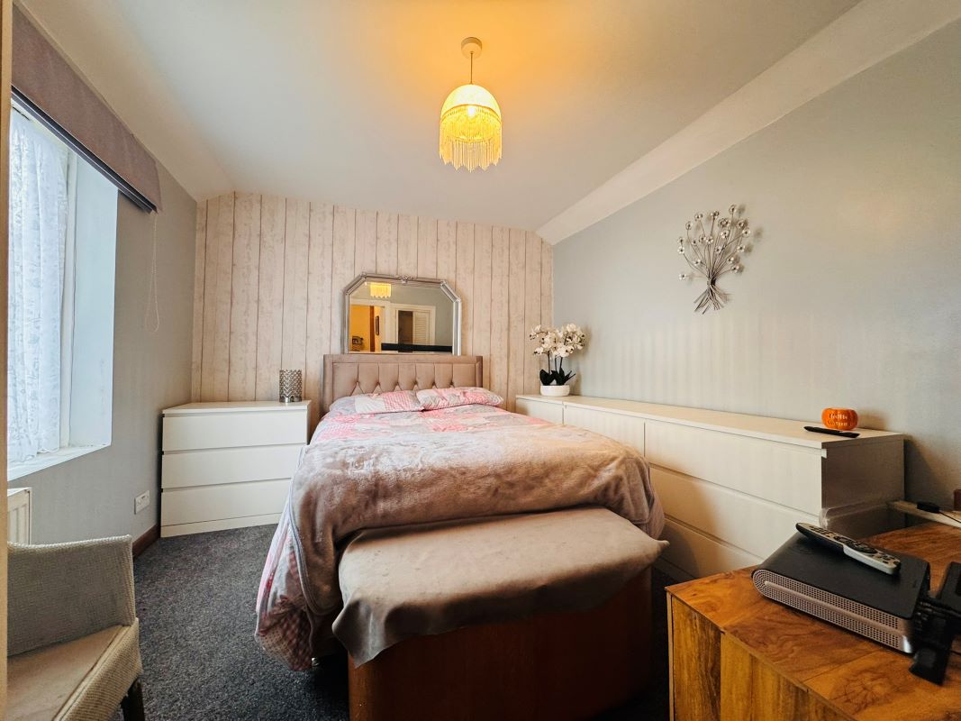 35 High Street, Ferndale, CF434RH