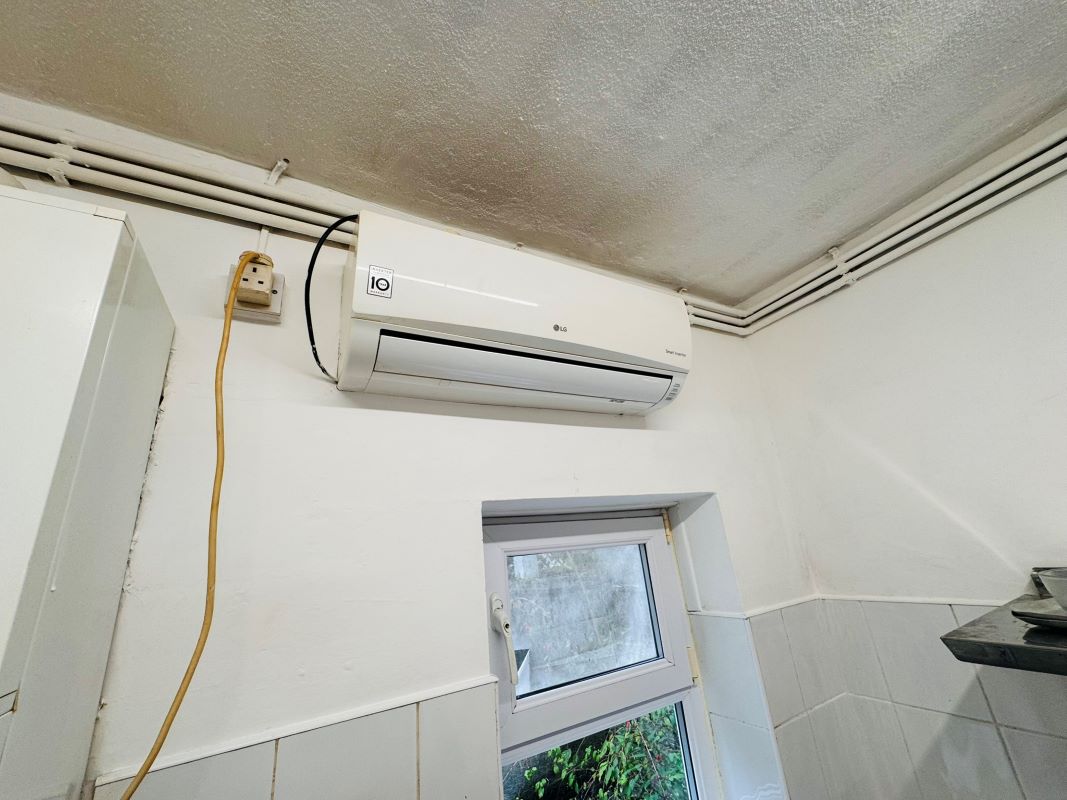 35 High Street, Ferndale, CF434RH