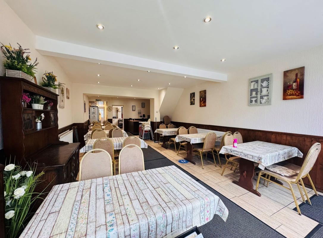 35 High Street, Ferndale, CF434RH