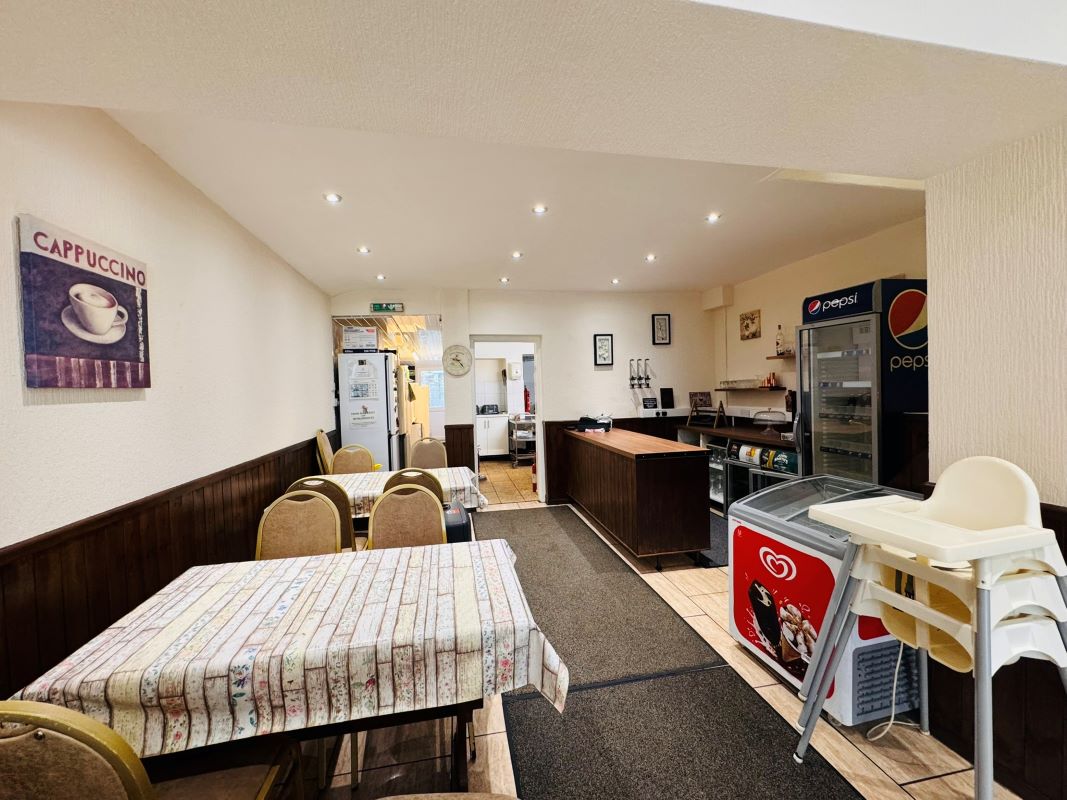 35 High Street, Ferndale, CF434RH