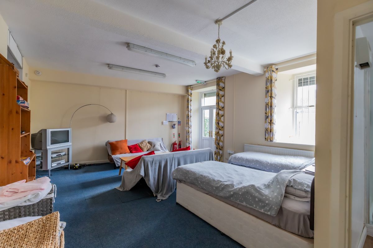 Former Trinity Chapel, Wesley Place, Merthyr Vale, Merthyr Tydfil, CF484RS