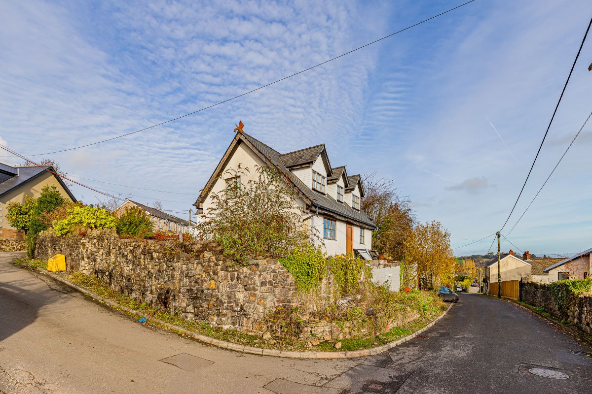 Ty Cymru, Tranch Road, Pontypool, NP46AY