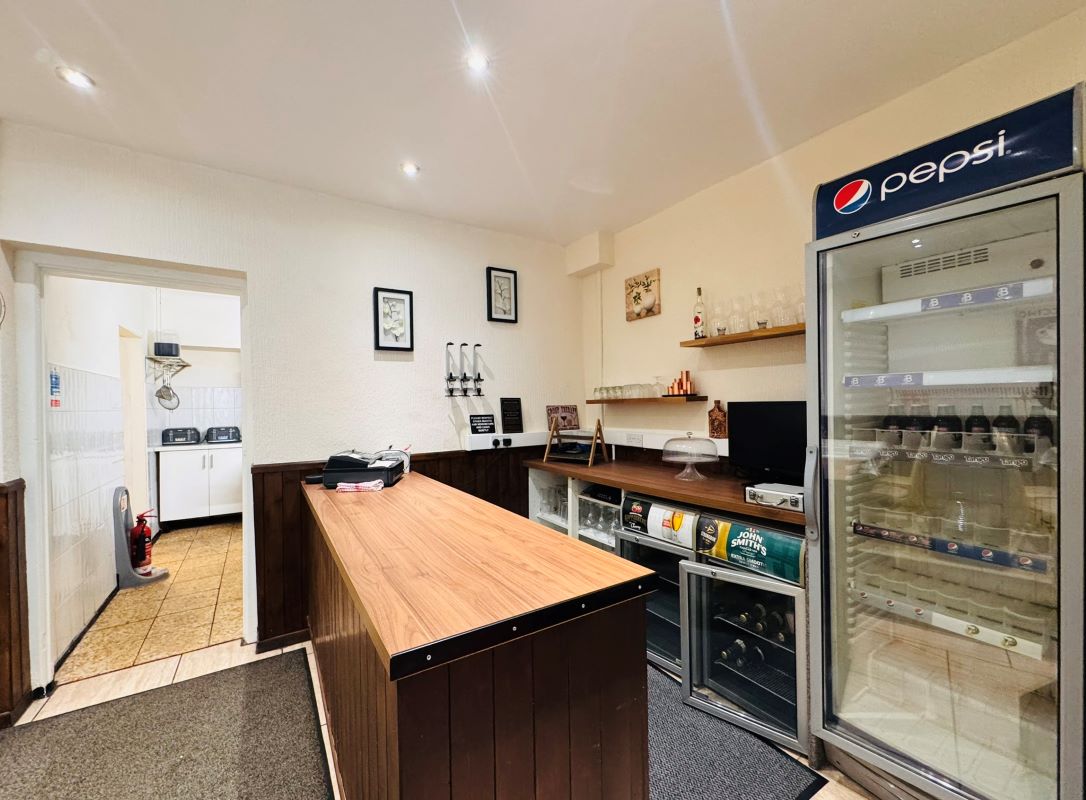 35 High Street, Ferndale, CF434RH