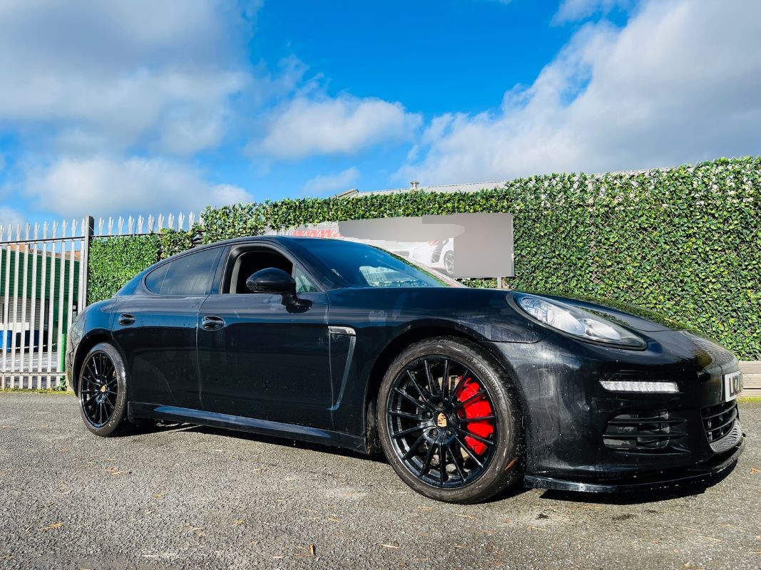 2013 Porsche Panamera Image