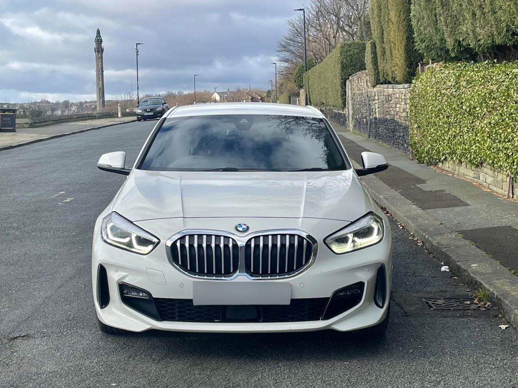 2019 BMW Series 1 Image