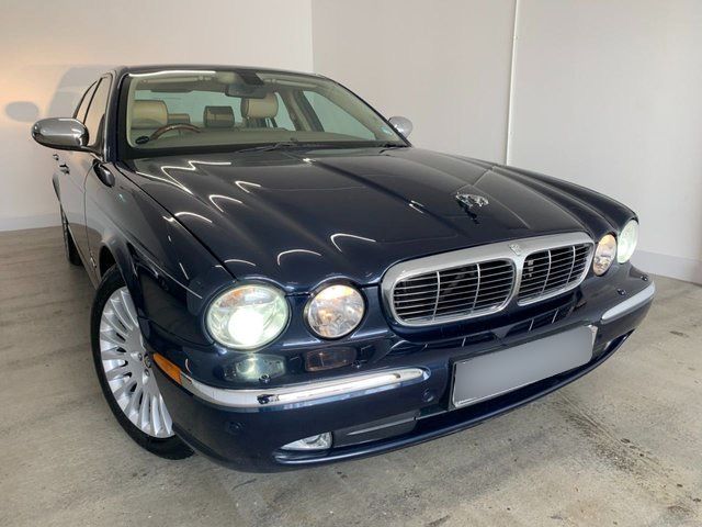 2006 JAGUAR XJ Image