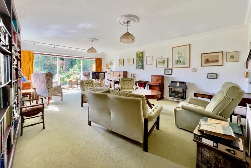 51 Hollyfield Road, Sutton Coldfield, West Midlands, B75 7SE