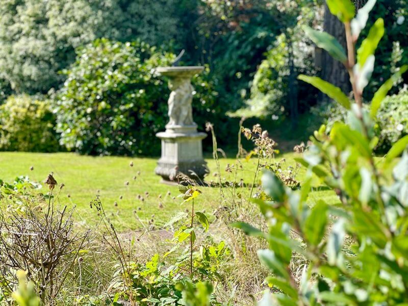 51 Hollyfield Road, Sutton Coldfield, West Midlands, B75 7SE