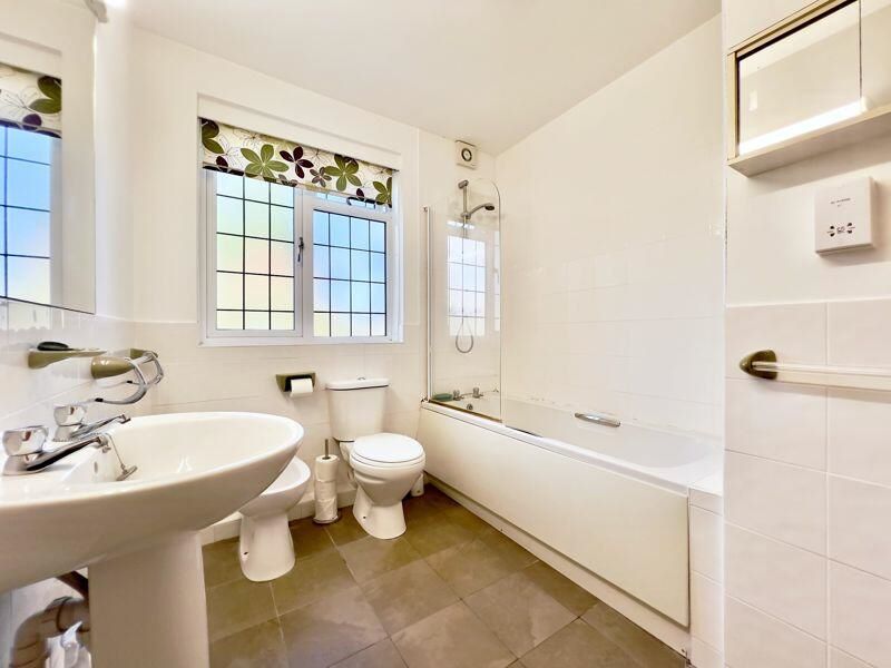 51 Hollyfield Road, Sutton Coldfield, West Midlands, B75 7SE