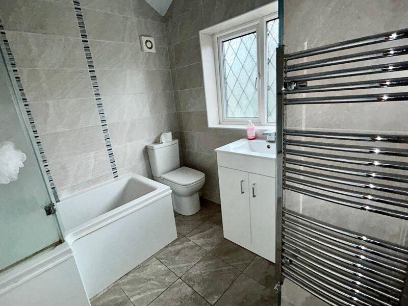 207 Chester Road, Sutton Coldfield, West Midlands, B73 5BD