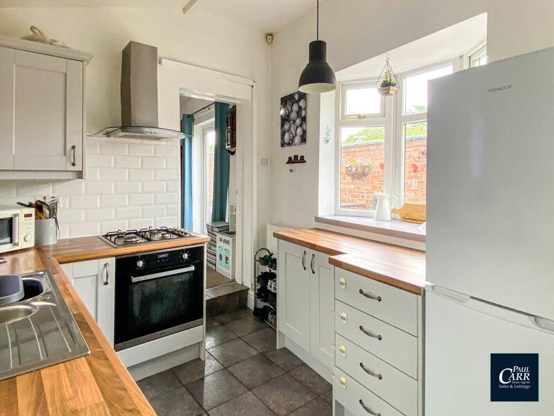 75 Broad Lane Essington, Wolverhampton, West Midlands, WV11 2RH