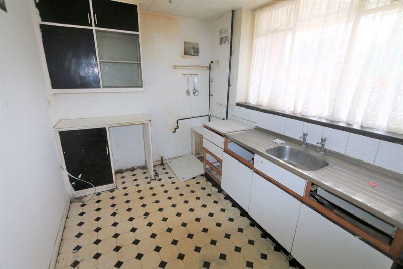 17 Elcock Drive, BIRMINGHAM, West Midlands, B42 2LH