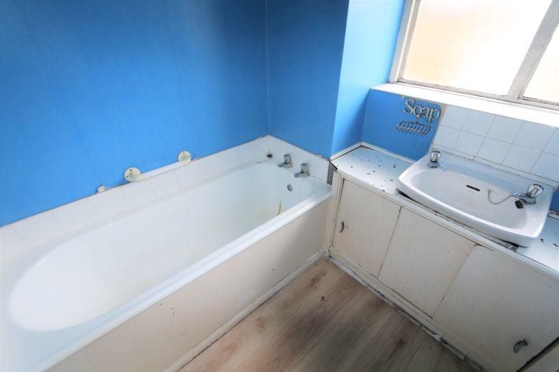 17 Elcock Drive, BIRMINGHAM, West Midlands, B42 2LH