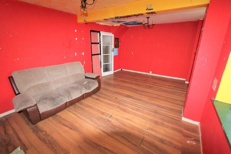 17 Elcock Drive, BIRMINGHAM, West Midlands, B42 2LH