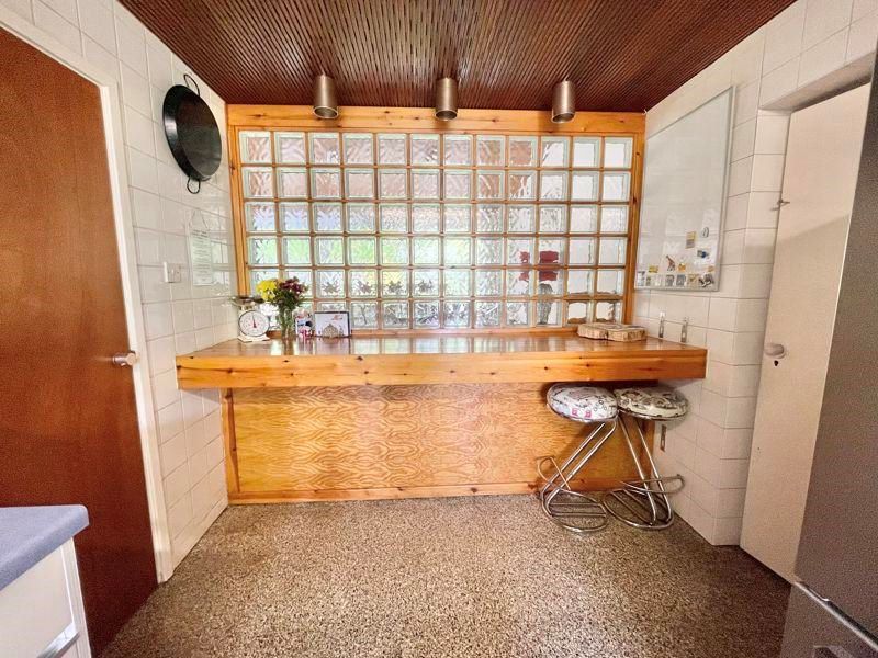 50 Penns Lake Road, SUTTON COLDFIELD, West Midlands, B76 1LR