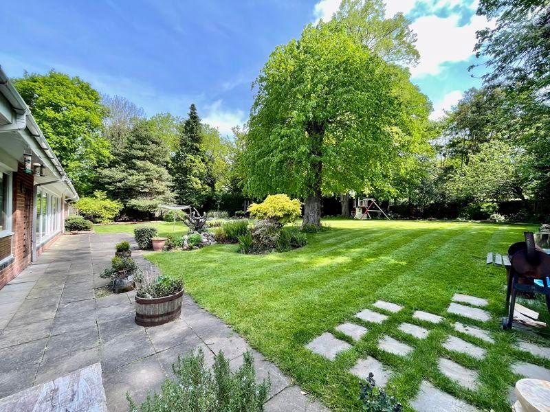 50 Penns Lake Road, SUTTON COLDFIELD, West Midlands, B76 1LR