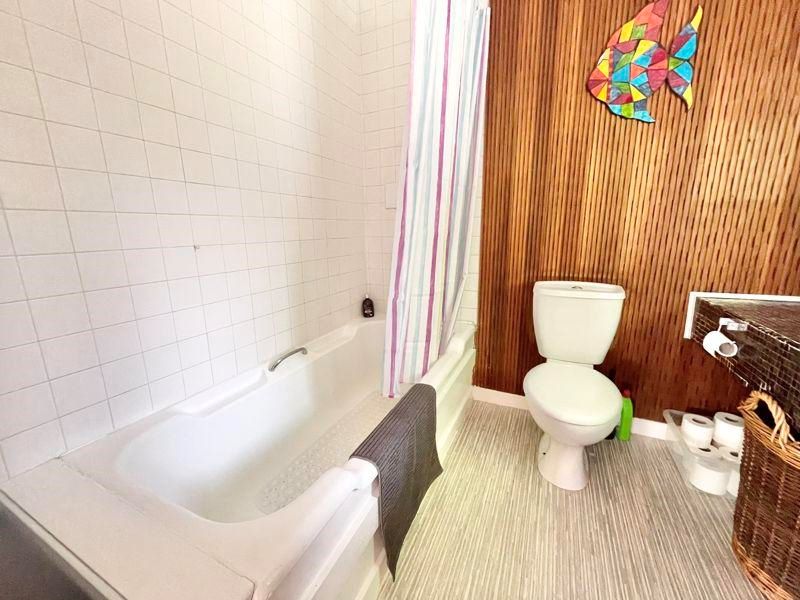 50 Penns Lake Road, SUTTON COLDFIELD, West Midlands, B76 1LR