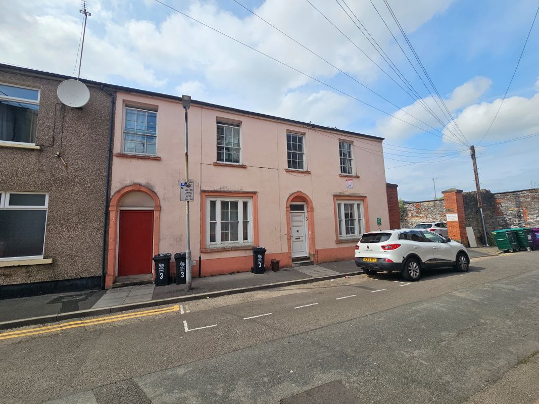 3 Powells Place, Newport, Gwent, NP20 1EL