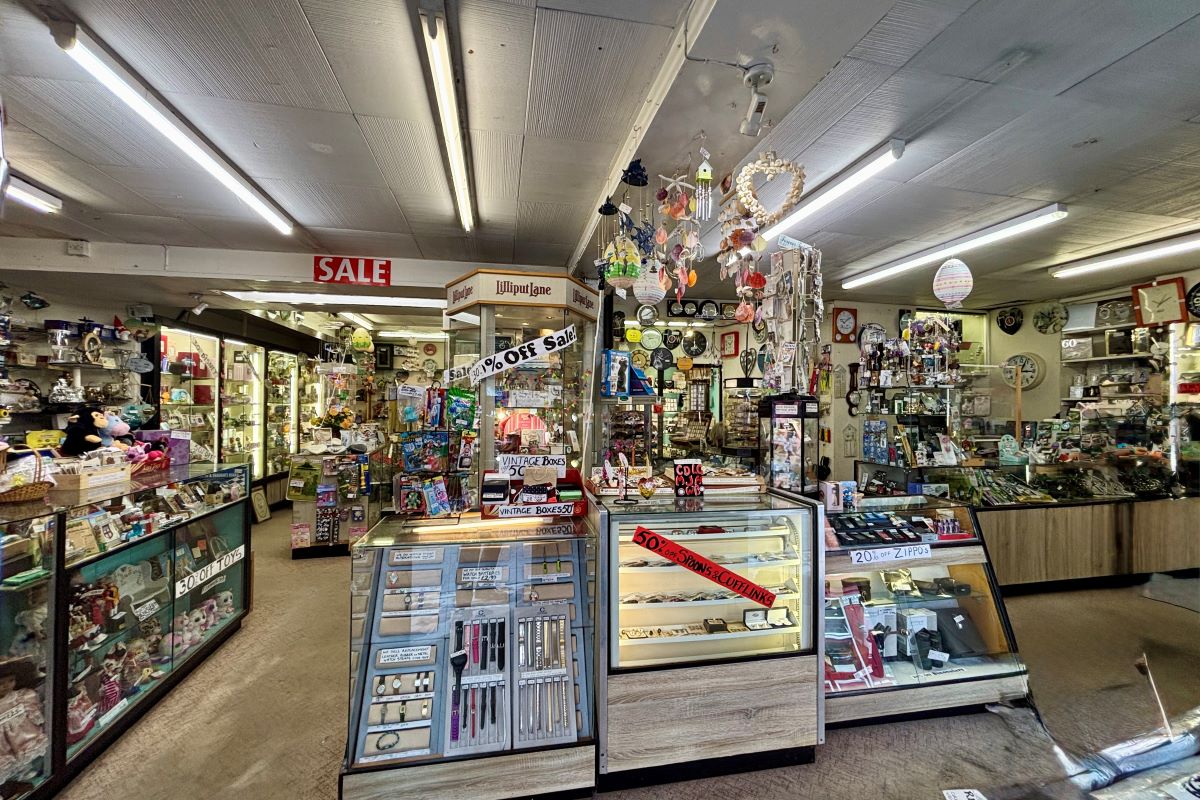 Lot Image