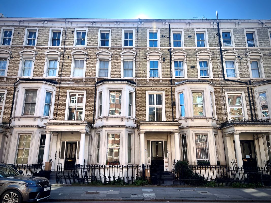 Warwick Road, London, Kensington and Chelsea, SW5 9EZ - Online Auctions