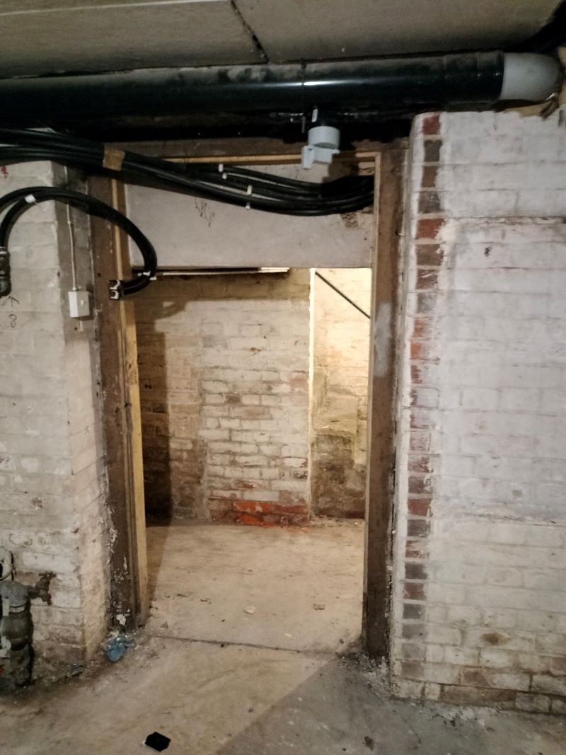 Basement Claremont House, 200 Tonbridge Road, Wateringbury, Maidstone, Kent, ME18 5NU