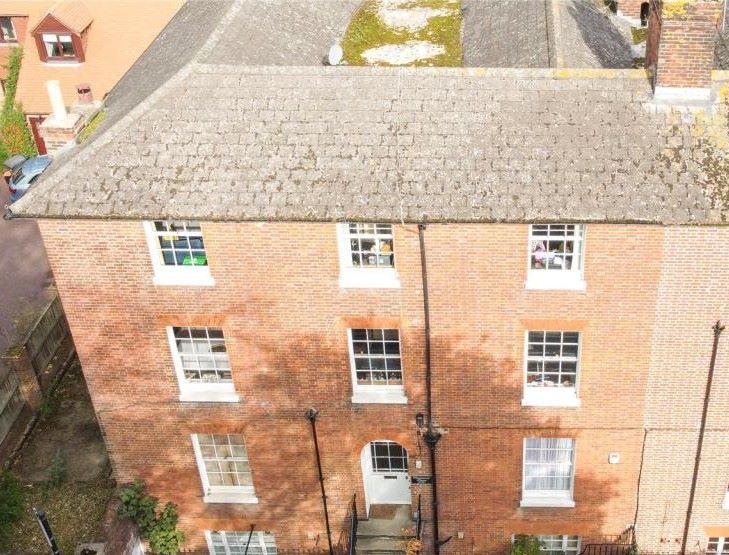 Loft Claremont House, 200 Tonbridge Road, Wateringbury, Maidstone, Kent, ME18 5NU