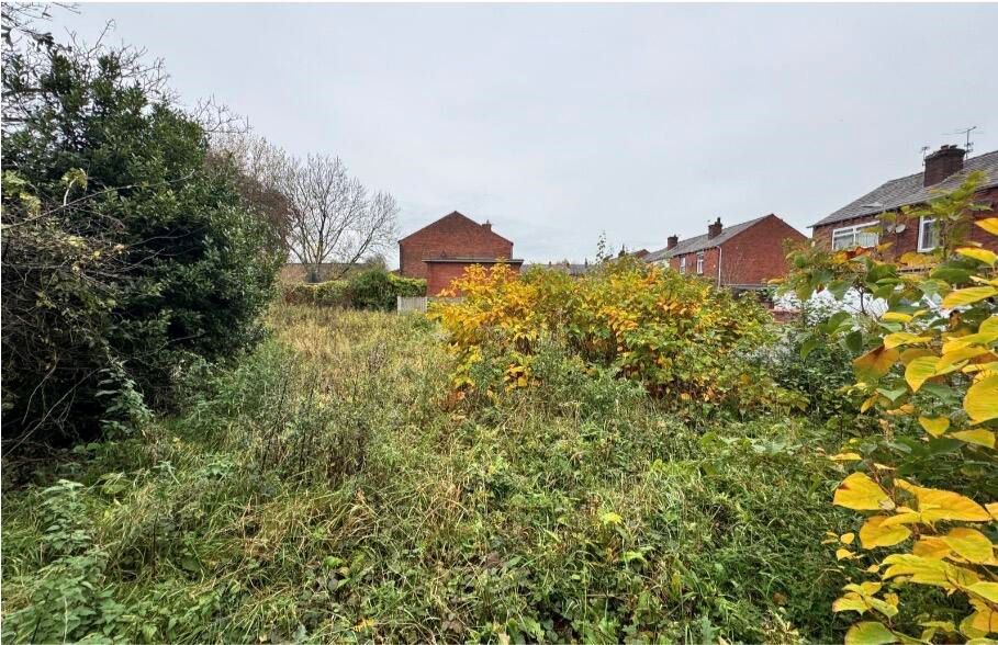 Doris Avenue, Bolton, Lancashire, BL2 6DB