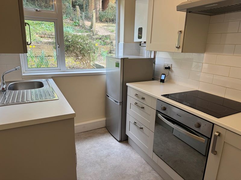 203 Hemdean Road, Caversham, Reading, Berkshire, RG4 7QX