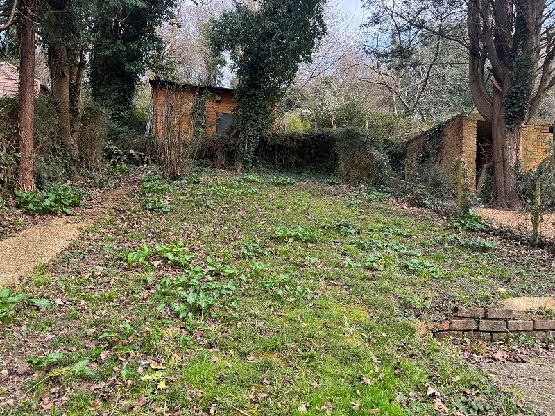 203 Hemdean Road, Caversham, Reading, Berkshire, RG4 7QX