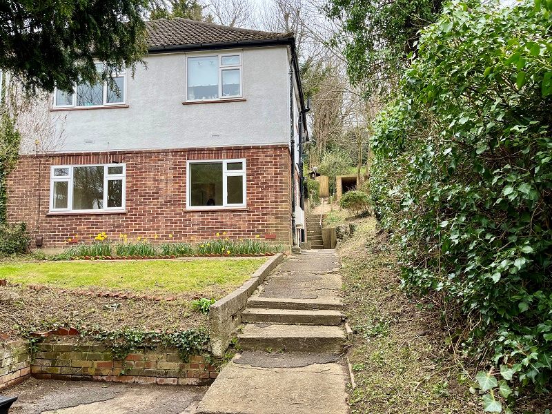 203 Hemdean Road, Caversham, Reading, Berkshire, RG4 7QX