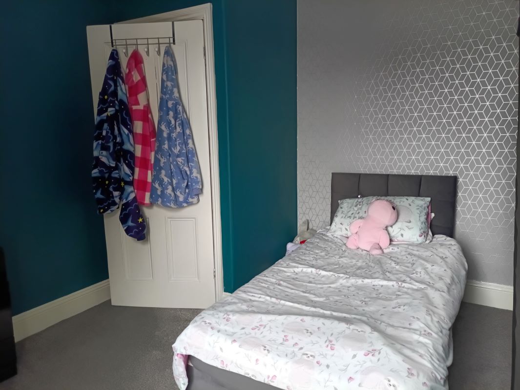 Coleshill Terrace, Llanelli, Dyfed, SA15 3DA