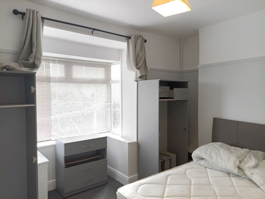 Seaview Terrace, Swansea, West Glamorgan, SA1 6FE