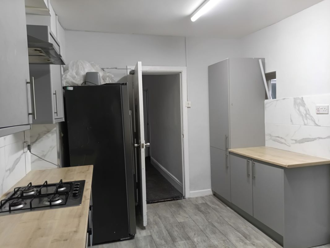 Seaview Terrace, Swansea, West Glamorgan, SA1 6FE