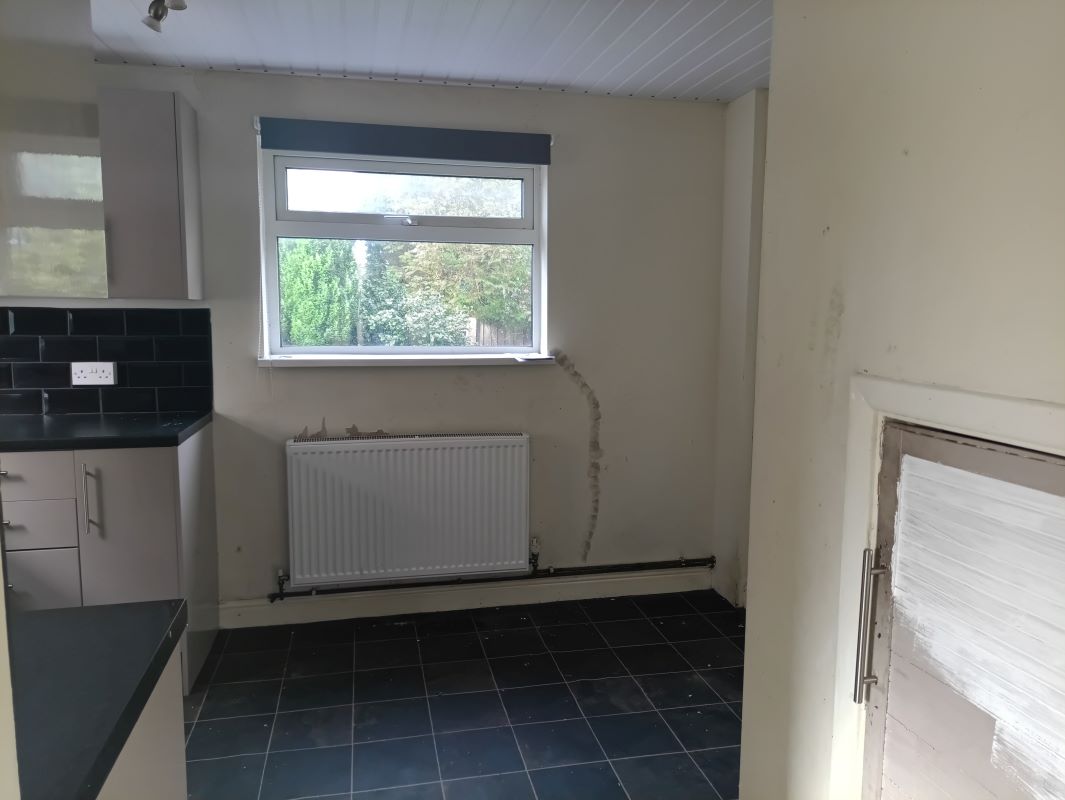 Woodford Road, Blaenymaes, Swansea, West Glamorgan, SA5 5PX