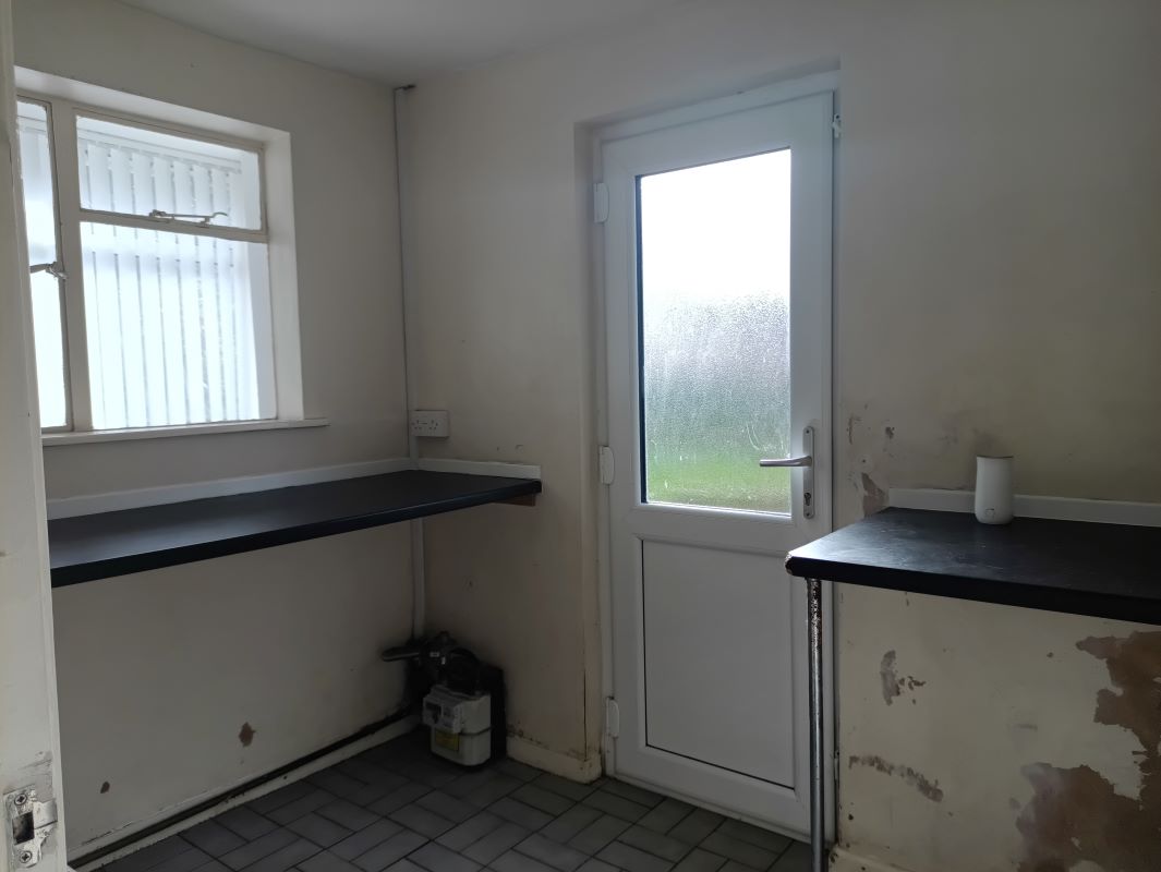 Woodford Road, Blaenymaes, Swansea, West Glamorgan, SA5 5PX