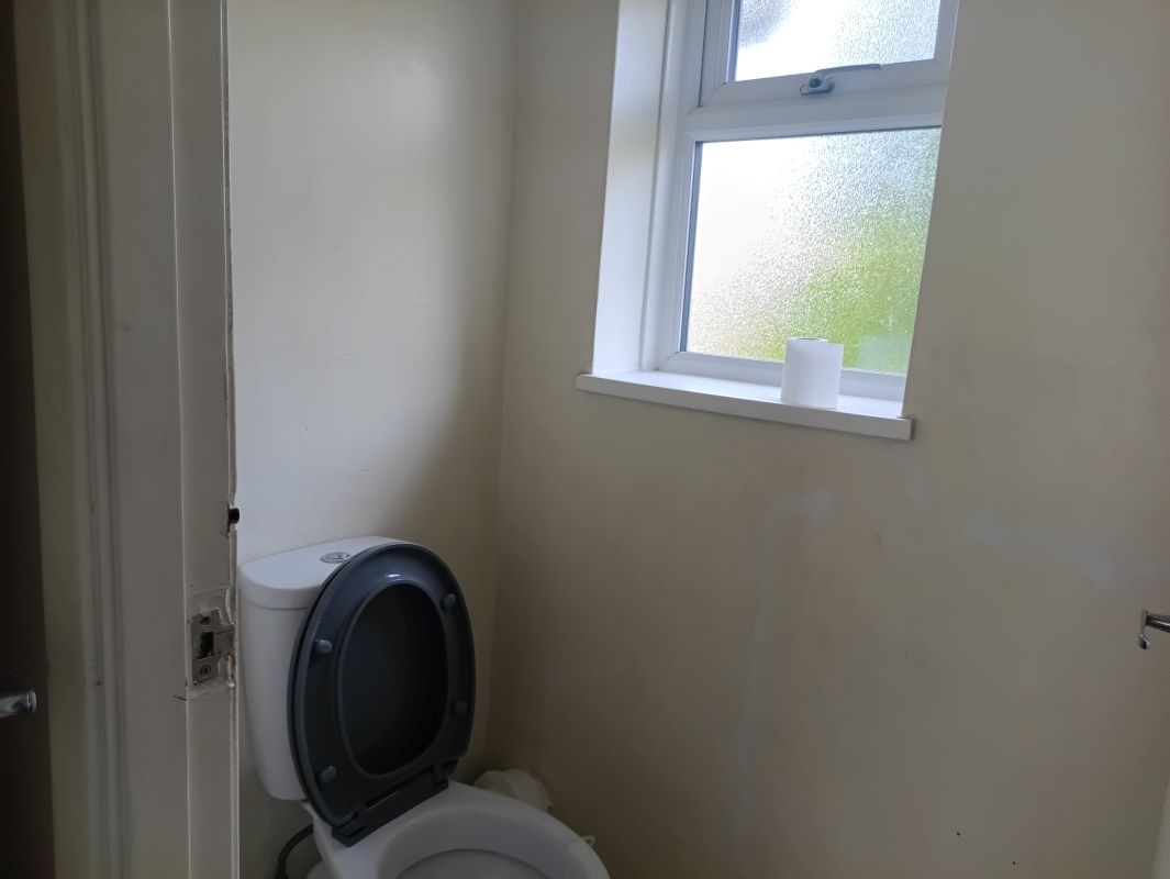 Woodford Road, Blaenymaes, Swansea, West Glamorgan, SA5 5PX