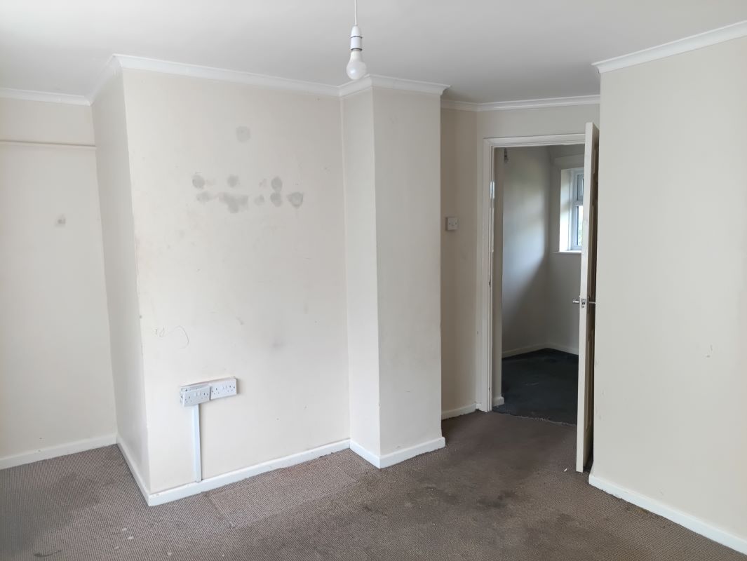 Woodford Road, Blaenymaes, Swansea, West Glamorgan, SA5 5PX