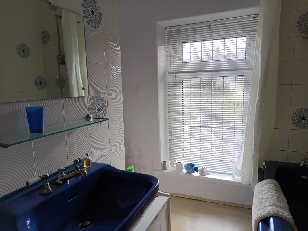 Iscoed, Heol Tawe, Abercrave, Swansea, West Glamorgan, SA9 1XS