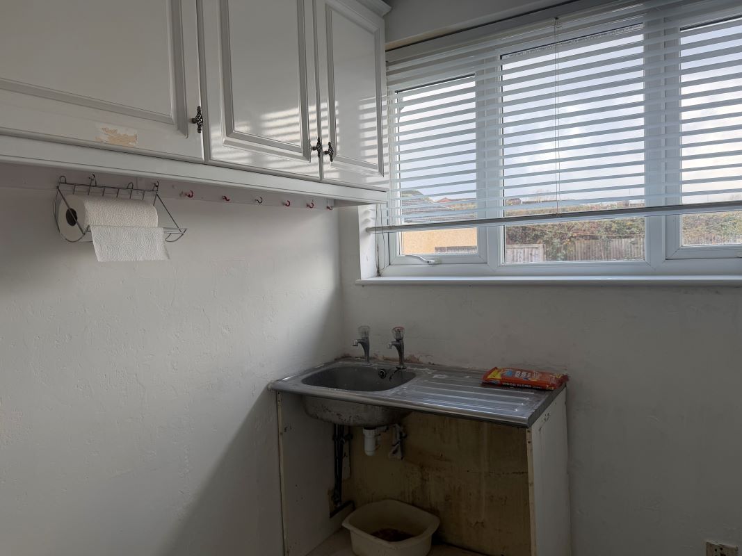 Furze Crescent, Morriston, Swansea, West Glamorgan, SA6 6BP