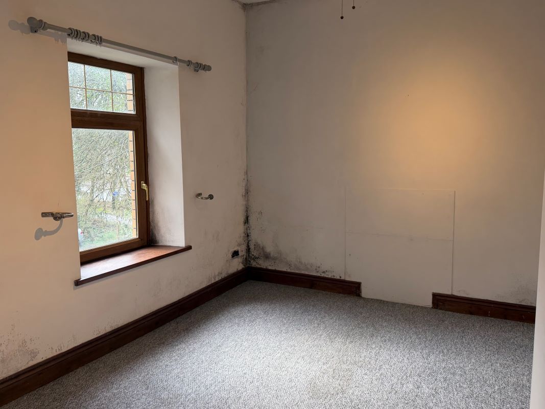 Treble Lock Cottages, Taffs Well, Cardiff, South Glamorgan, CF15 7PZ