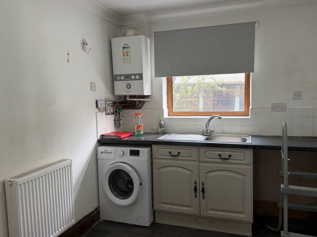 Treble Lock Cottages, Taffs Well, Cardiff, South Glamorgan, CF15 7PZ