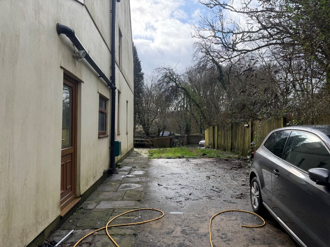 Treble Lock Cottages, Taffs Well, Cardiff, South Glamorgan, CF15 7PZ