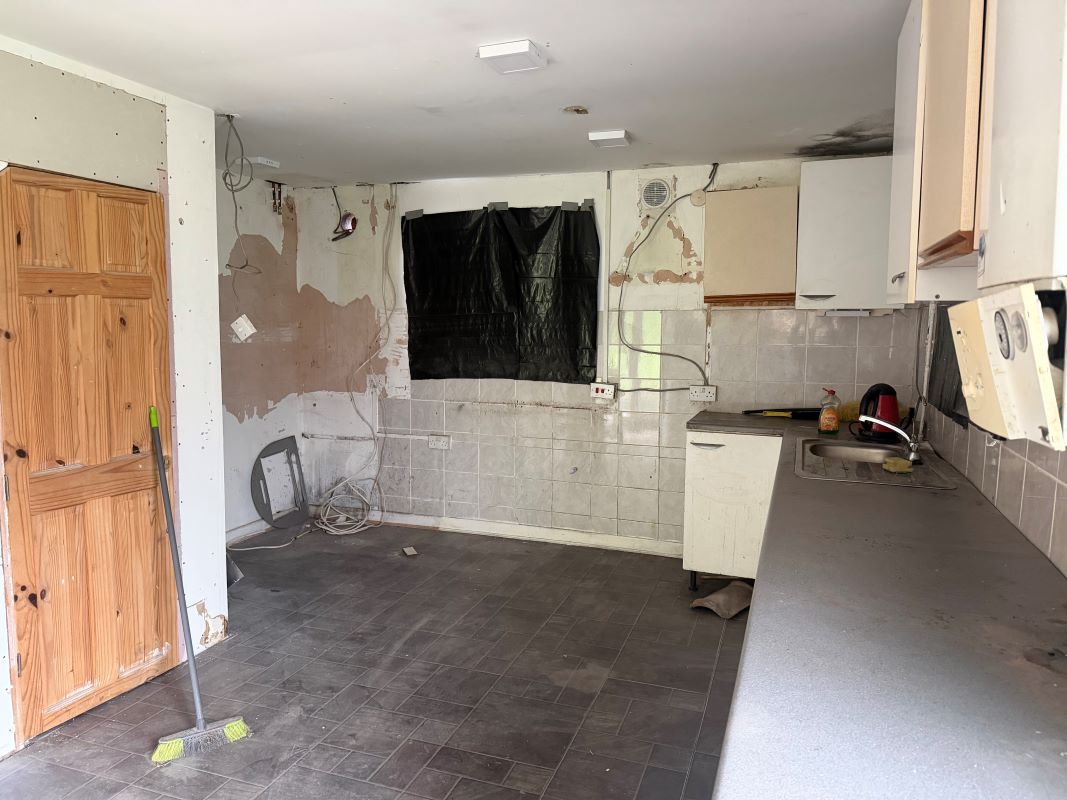 Caldey Place, Blaenymaes, Swansea, West Glamorgan, SA5 5PN