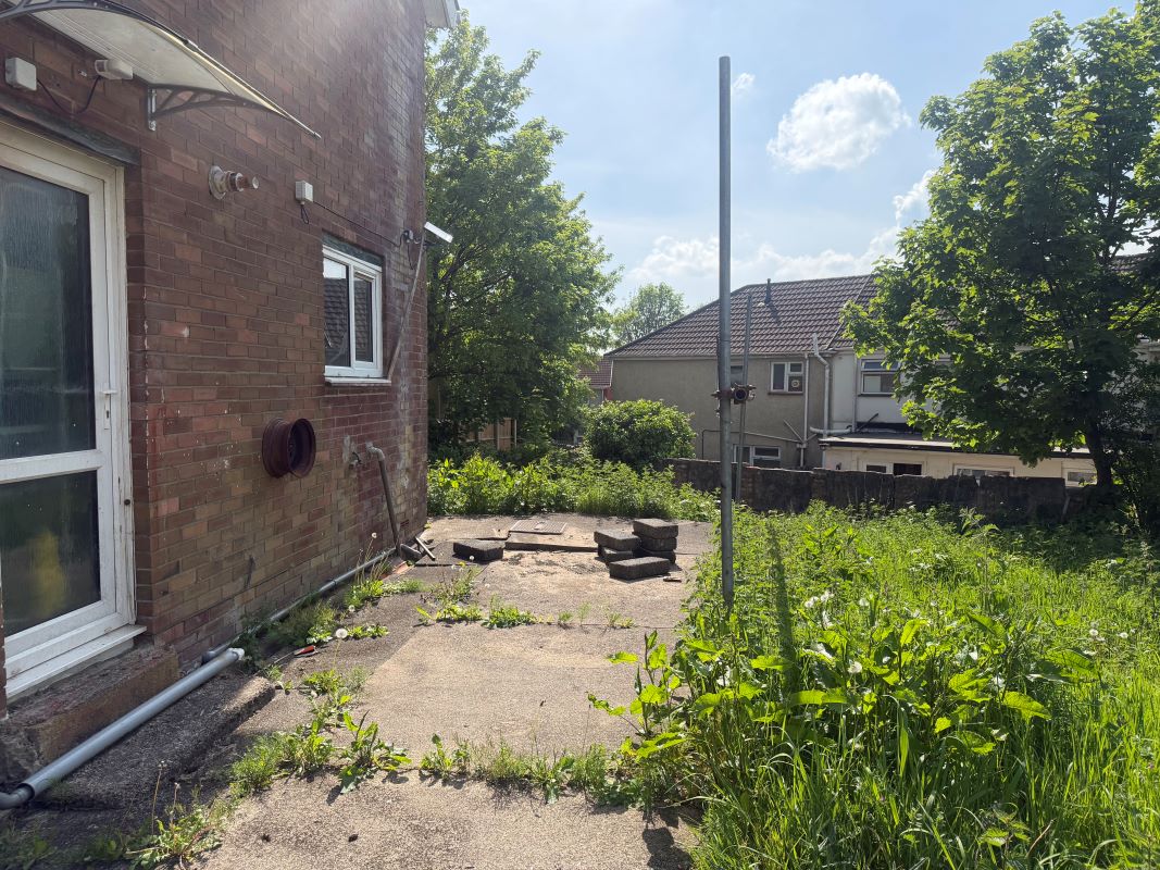 Caldey Place, Blaenymaes, Swansea, West Glamorgan, SA5 5PN