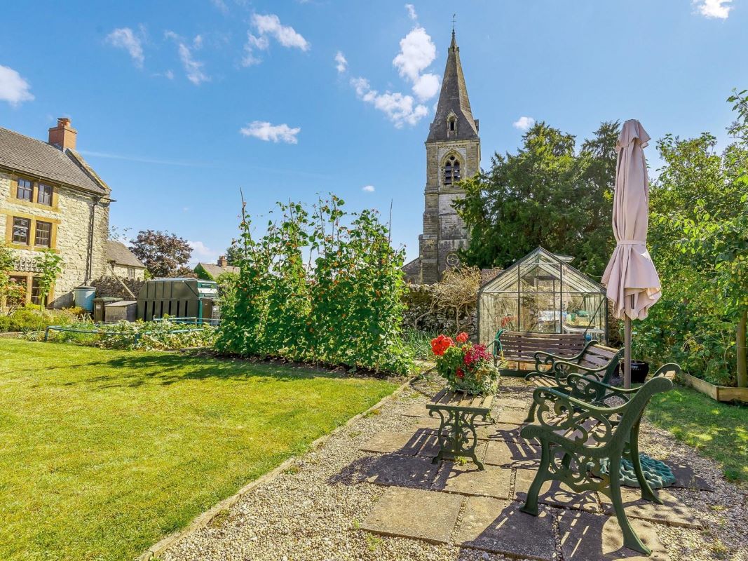 Church Gates Cottage, Parwich, Ashbourne, Derbyshire, DE6 1QL