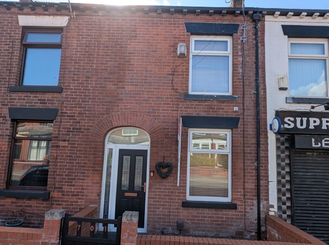 Middleton Road, Chadderton, Oldham, Lancashire, OL9 9SN