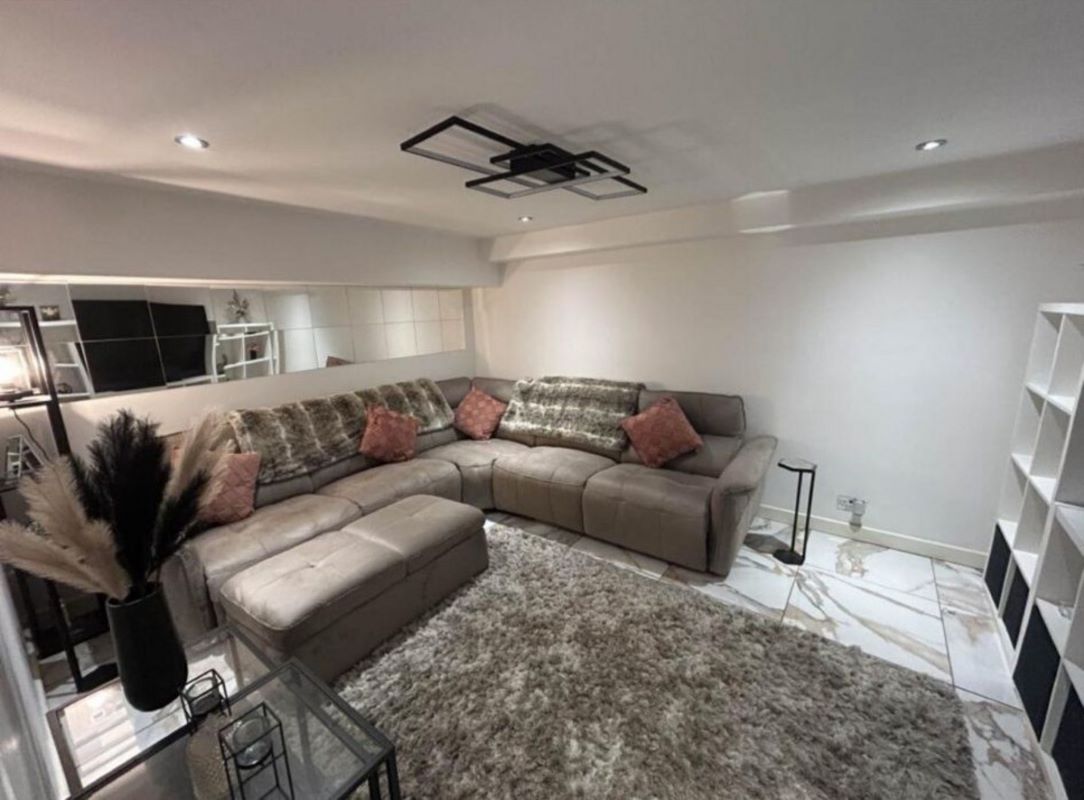 Middleton Road, Chadderton, Oldham, Lancashire, OL9 9SN