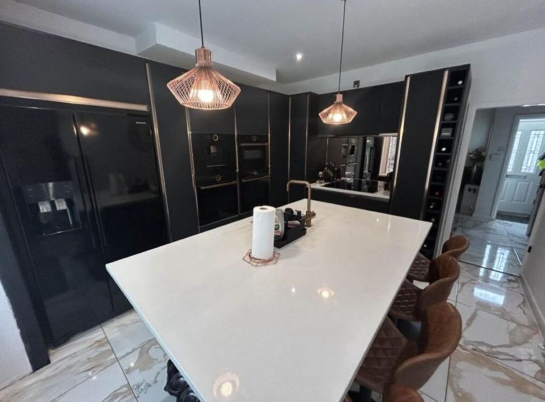 Middleton Road, Chadderton, Oldham, Lancashire, OL9 9SN