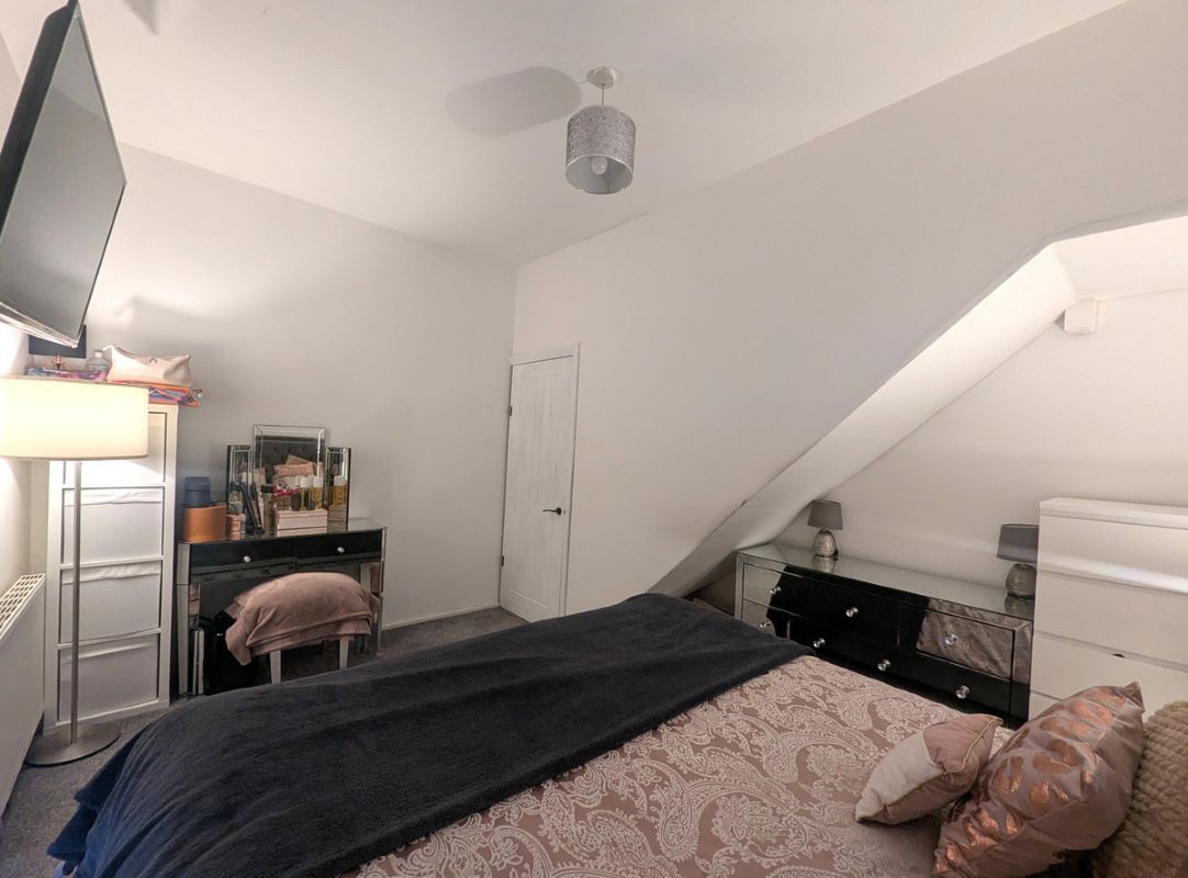 Middleton Road, Chadderton, Oldham, Lancashire, OL9 9SN